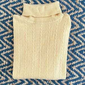 Vintage Women's Ton Reve Cashmere Turtleneck Cable Knit Sweater. Yellow. Small